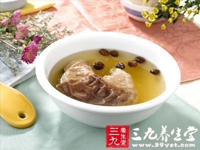 參芪猴頭炖雞養腸胃