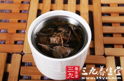 烏雞栗子滋補湯做法
