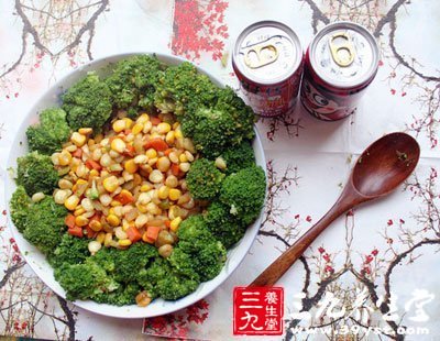 西蘭花彩蔬丁的做法