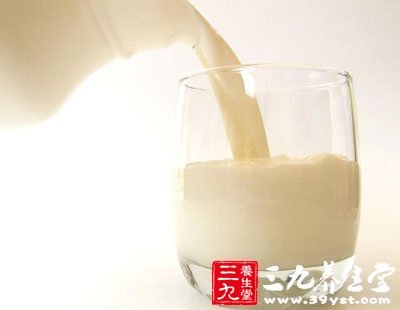 中式早餐食譜牛奶一杯