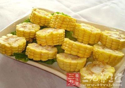 夏季早餐食譜四:煮玉米+蛋花胡蘿卜絲粥=清新的口氣