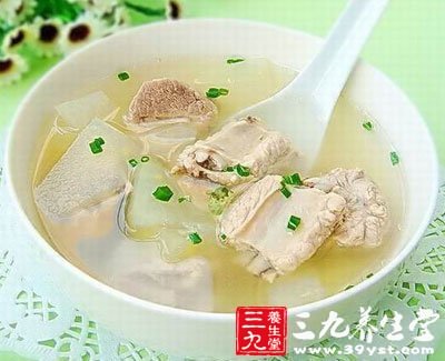 吃豬肉排骨湯是夏季養生的好方法