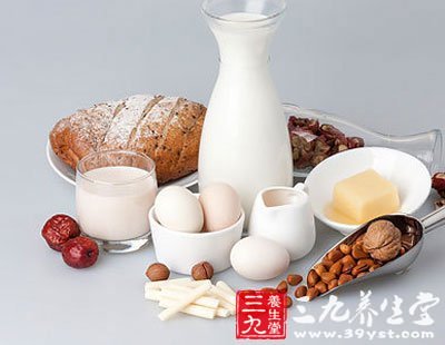吃牛奶雞蛋飲對眼睛好