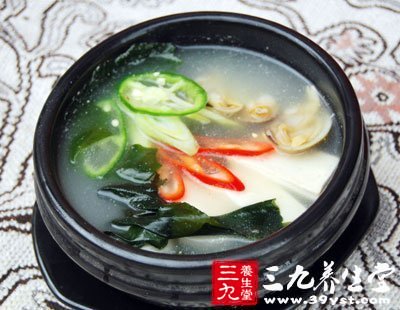 夏季減肥食譜 海帶蘿卜豆腐湯