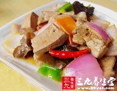 養肝護肝的食物 黑木耳炒豬肝