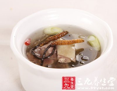 補血吃冬蟲夏草炖甲魚好