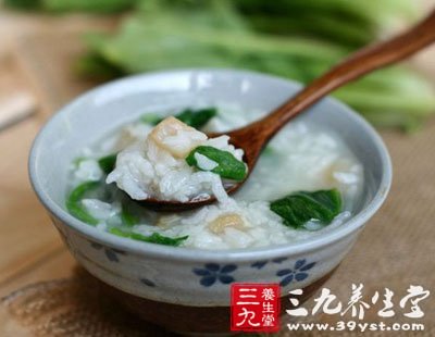吃菠菜粥補血