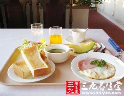 高考食譜 面包牛奶煎蛋1個