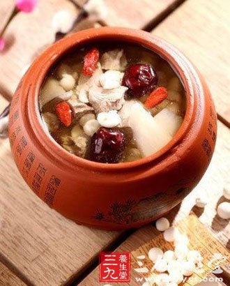 養胃的食物 大棗耳芪湯