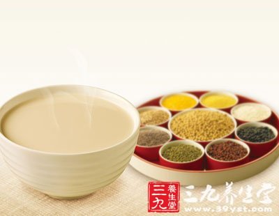 豆漿冰糖米粥養顏潤肺