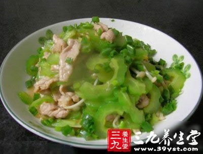 夏季養生多吃苦瓜
