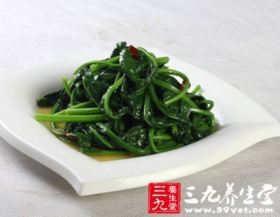 菠菜是有名的補血食物