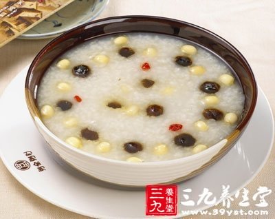 桂圓蓮子粥養血止血