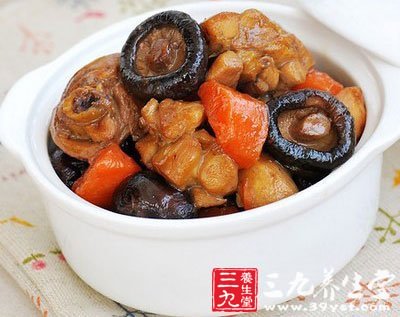 香菇焖雞的做法