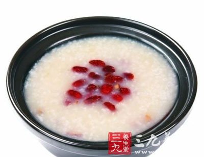 紅棗粥補中益氣