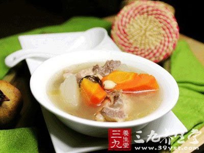 白茅根竹蔗煲豬肺