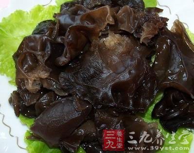 黑木耳養陰補血潤肺明目