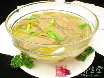鮮白茅根豬肝湯