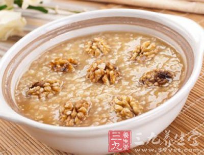 核桃松仁粟米羹