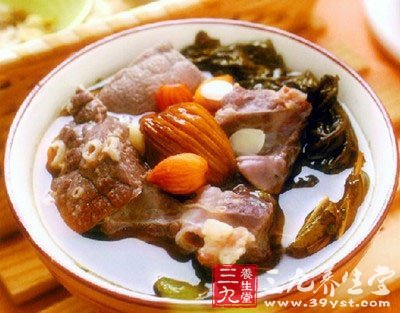 霸王花南北杏炖豬肺
