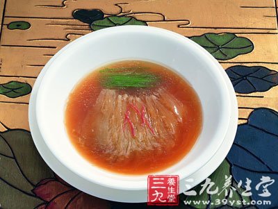 燕窩炖冰糖