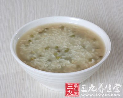 綠豆粥清熱解毒