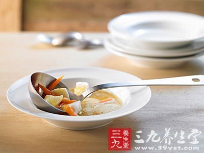 蘿卜蓮子豬舌湯