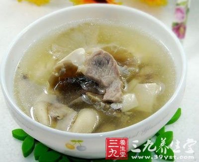 絲瓜木耳瘦肉湯