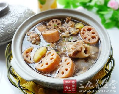 春季養生食譜1、蓮藕湯
