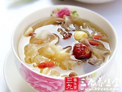 百合雪梨銀耳甜湯