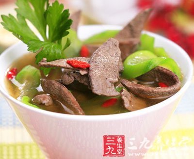 豬肝枸杞子湯