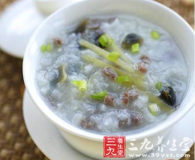排骨皮蛋瘦身粥