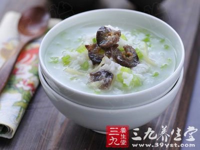 芹菜養肝粥