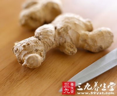 生姜能增強血液循環促進發汗有散熱退燒功效