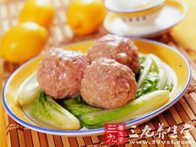 菜葉地黃肉圓包