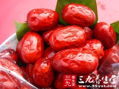 紅棗有補脾養血安神作用