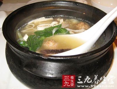 鮮湯浸鲟魚