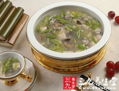 魚粉香菇肉絲豆腐湯