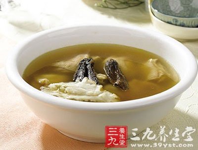 木瓜鲑魚頭湯瘦身、養顏美白、淡斑