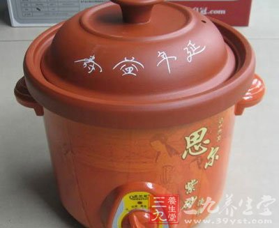 瓦鍋是完全用陶土制造的鍋具