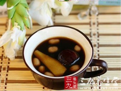 黑豆蛋酒湯