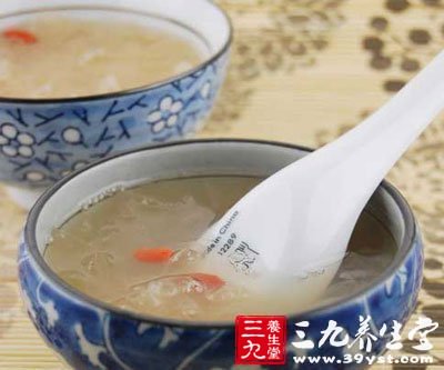 白木耳粥 潤肺健脾