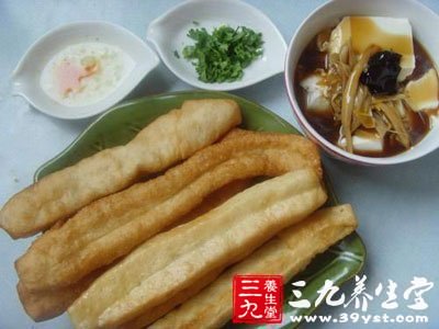 豆漿配油條