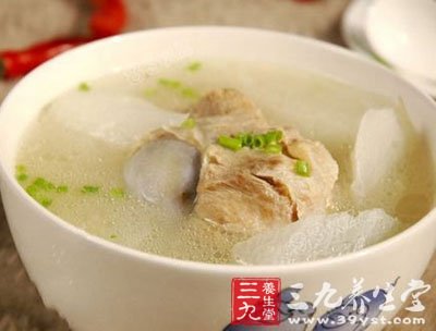 飯後才喝湯是一種有損健康的吃法