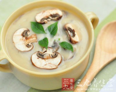 自制蘑菇湯