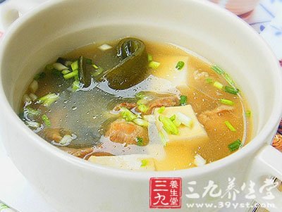 推薦幾款適宜女性的養生湯做法