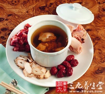 8種補血食療方 緩解經期疼痛