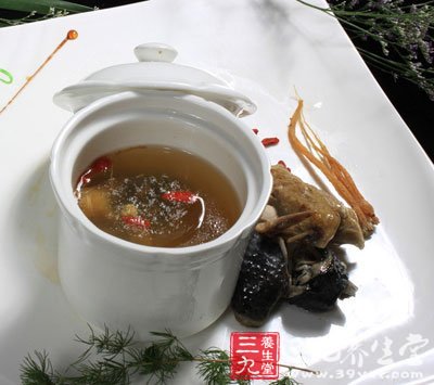 8種補血食療方 緩解經期疼痛