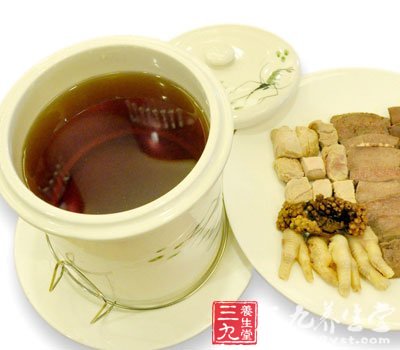 8種補血食療方 緩解經期疼痛