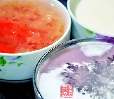 8秋季滋潤糖水 與干燥徹底說拜拜